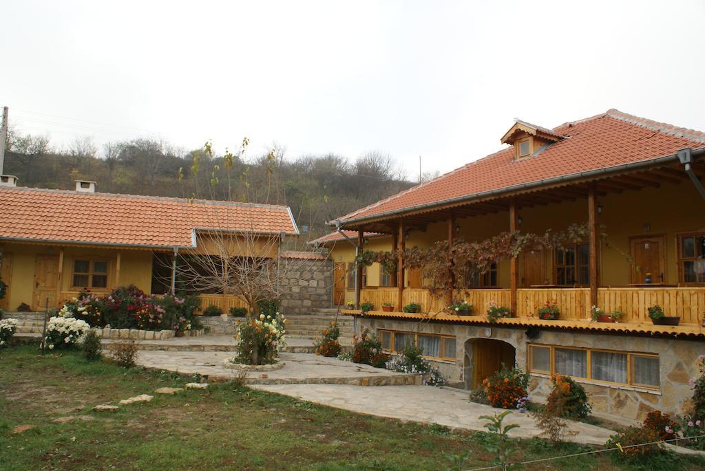 Pelican Birding Guest House Vetren  Exteriér fotografie